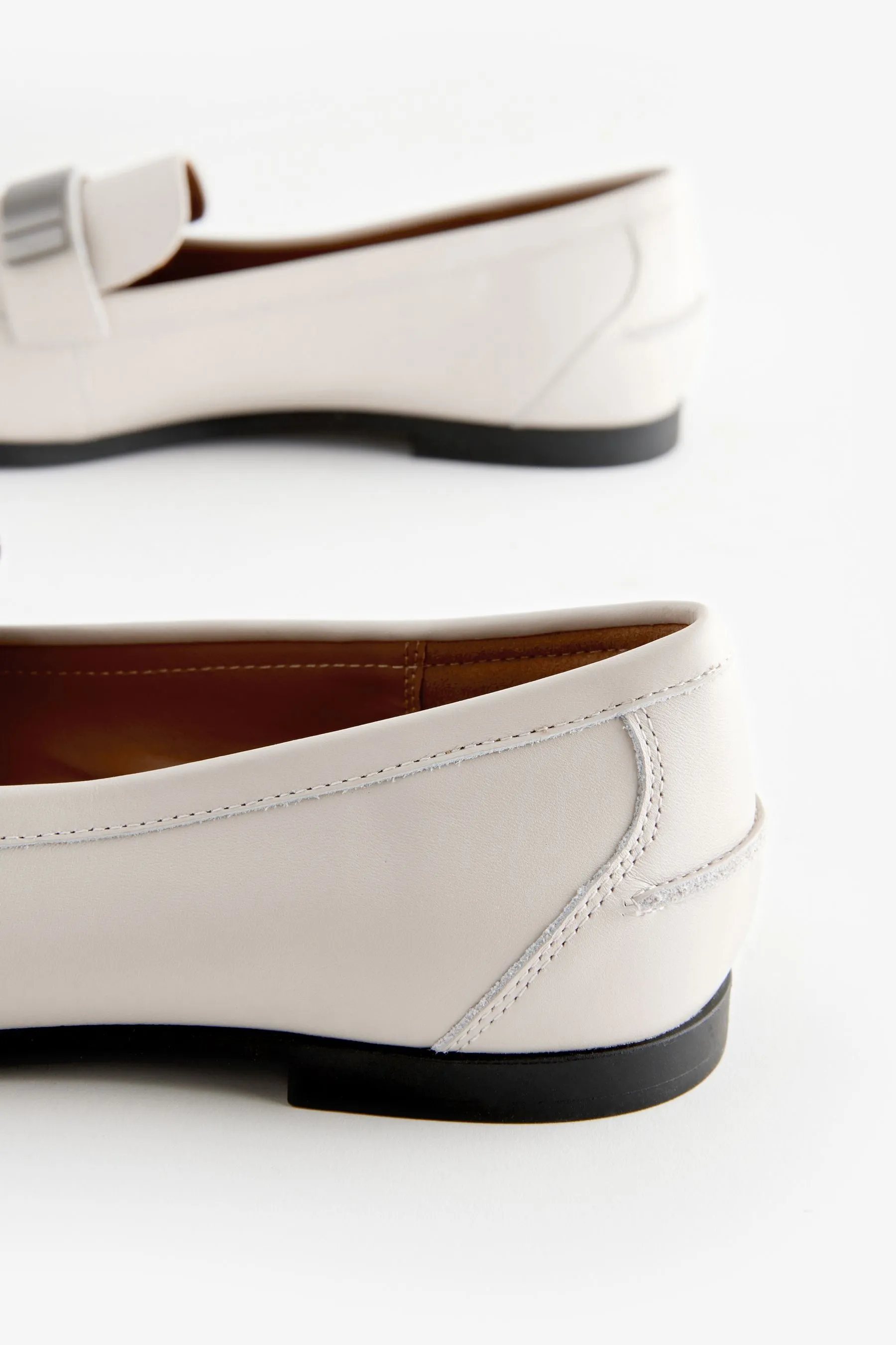 Forever Comfort® - Mocassini slim con dettagli in hardware