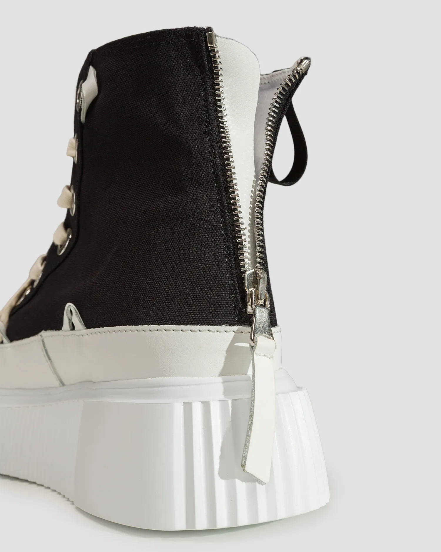 Scarpe nere da donna Inuikii Matilda Canvas High 23 30103024-201