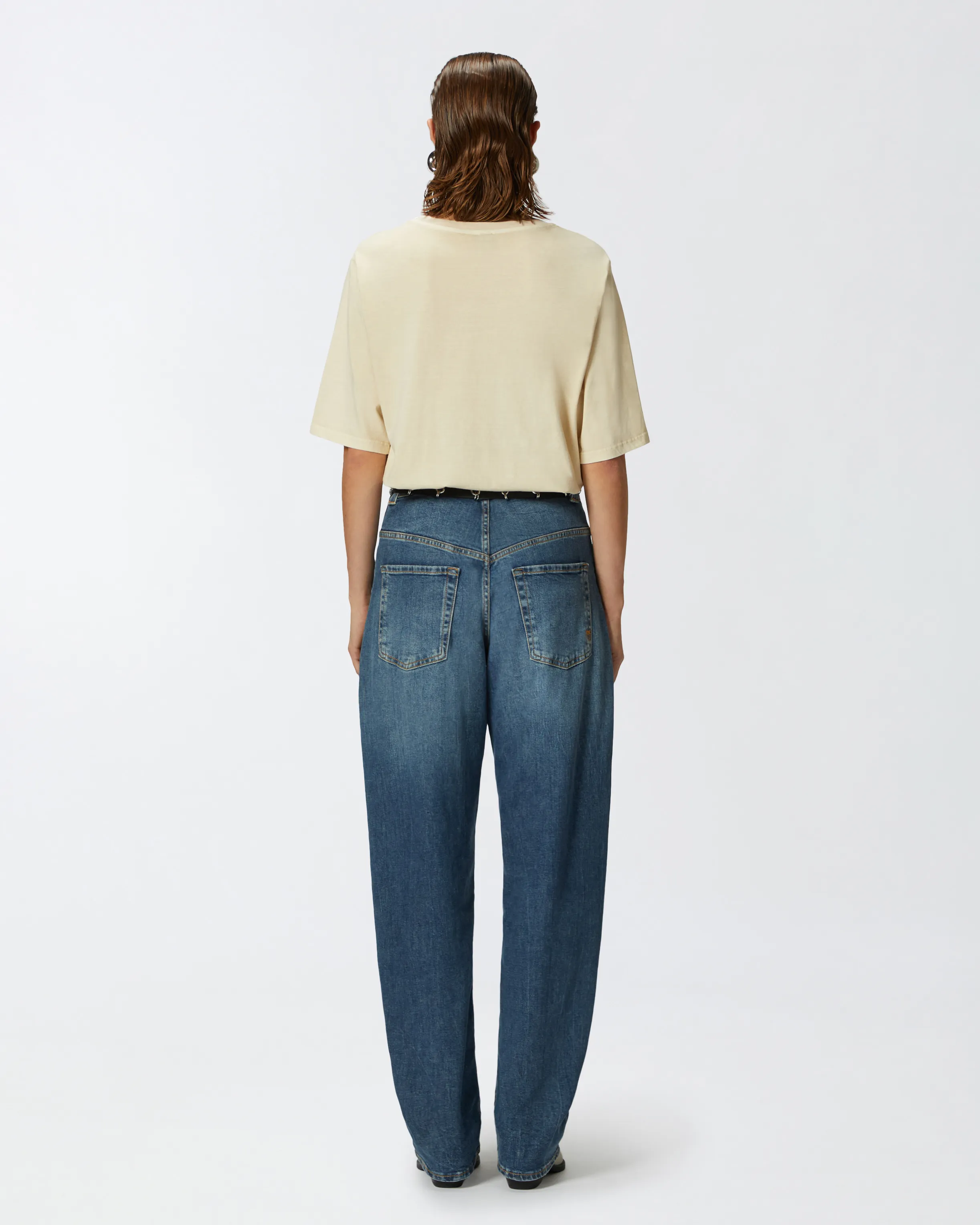  T-shirt mezze maniche con ricami gioiello    